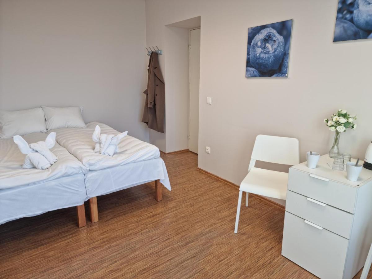 Room Near City Center Harbour Tallinn Kültér fotó